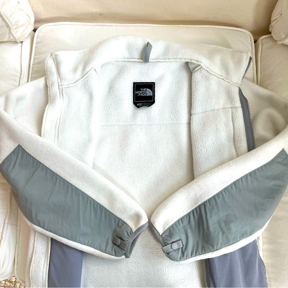 The North Face Denali Jacket- size small - Picture 9 of 11